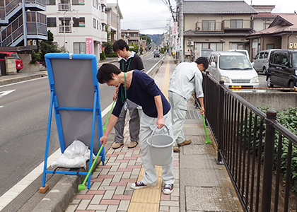 （今日も吸殻がたくさん）